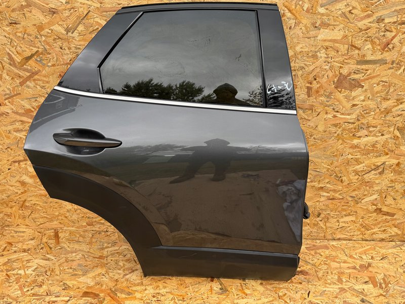 Mazda CX30 CX-30 drzwi tylne prawe prawy tył