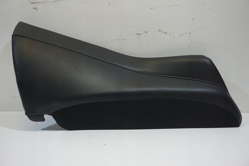 TESLA MODEL 3 BOCZEK OSŁONA KANAPY