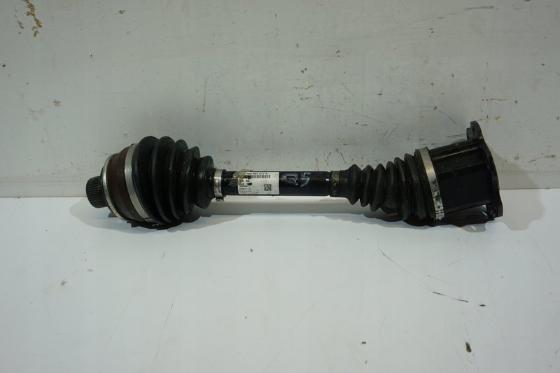 AUDI Q5 PÓŁOŚ LEWA PRZEDNIA 4K0407271A