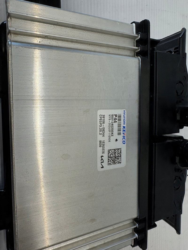 Miniatura produktu KOMPUTER STEROWNIK SILNIKA 39106-08244 KIA STONIC 1.25i G4LF LIFT