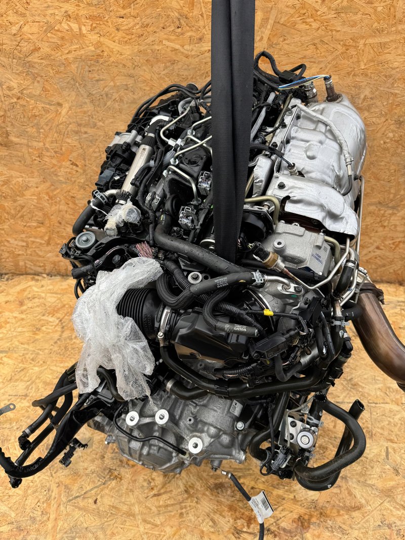 VOLVO XC60 II SILNIK KOMPLETNY D420T8