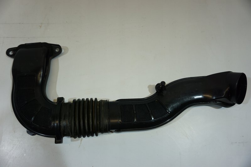 NISSAN JUKE II F16 DOLOT WLOT POWIETRZA 16555 5837R