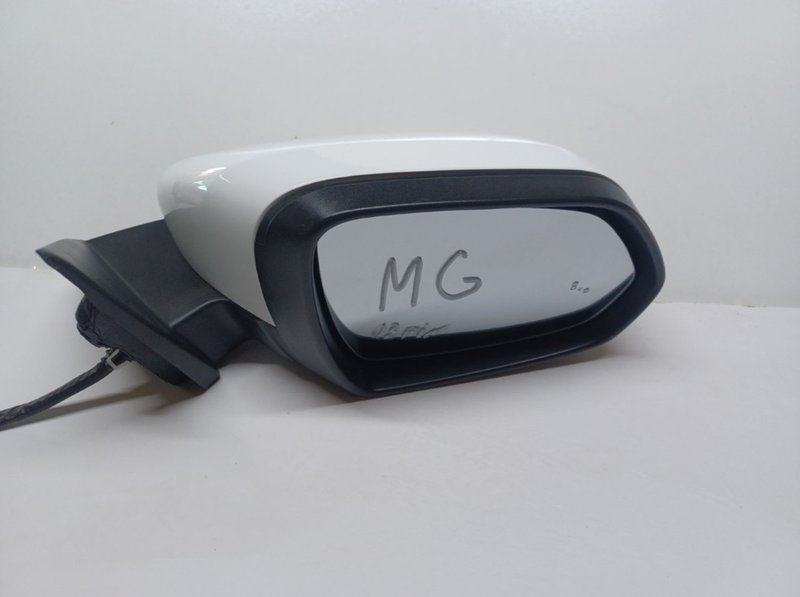 LUSTERKO MG PRAWE 13 PIN