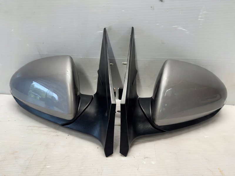 Hyundai IONIQ LUSTERKO PRAWE LEWE 16 PIN