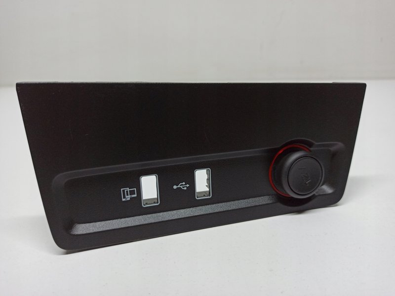 MG ZS GNIAZDO PORT USB 10563674