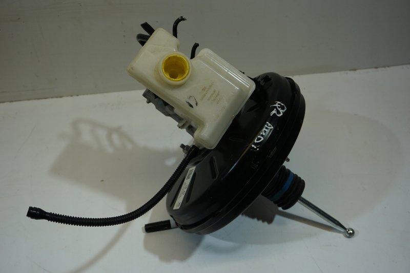 AUDI Q2 8U POMPA SERWO HAMULCOWE 5Q1614105EA