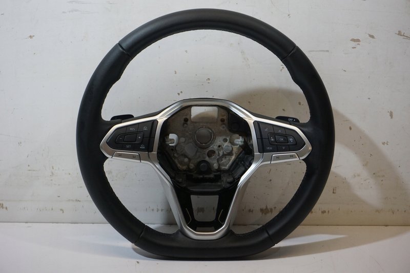 VW CADDY KIEROWNICA MULTIFUNKCYJNA ŁOPATKI 2K7419089