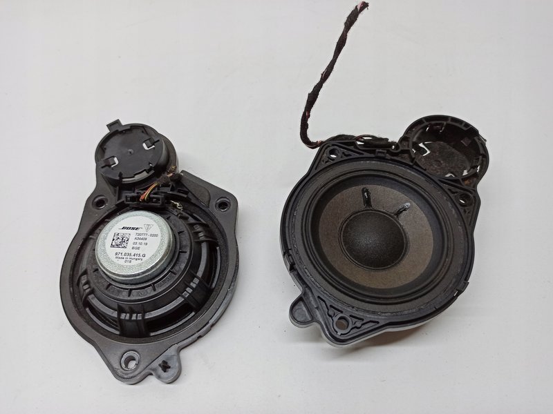 PORSCHE TAYCAN 9J1 GŁOŚNIK GŁOŚNIKI ŚREDNIOTONOWY 971035415G