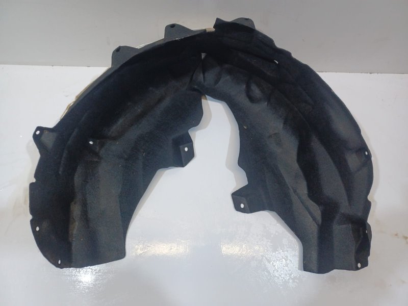 NADKOLE PRAWY TYŁ RANGE ROVER EVOQUE L551