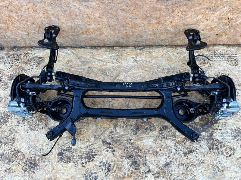 ZAWIESZENIE TYŁ BELKA LEXUS UX