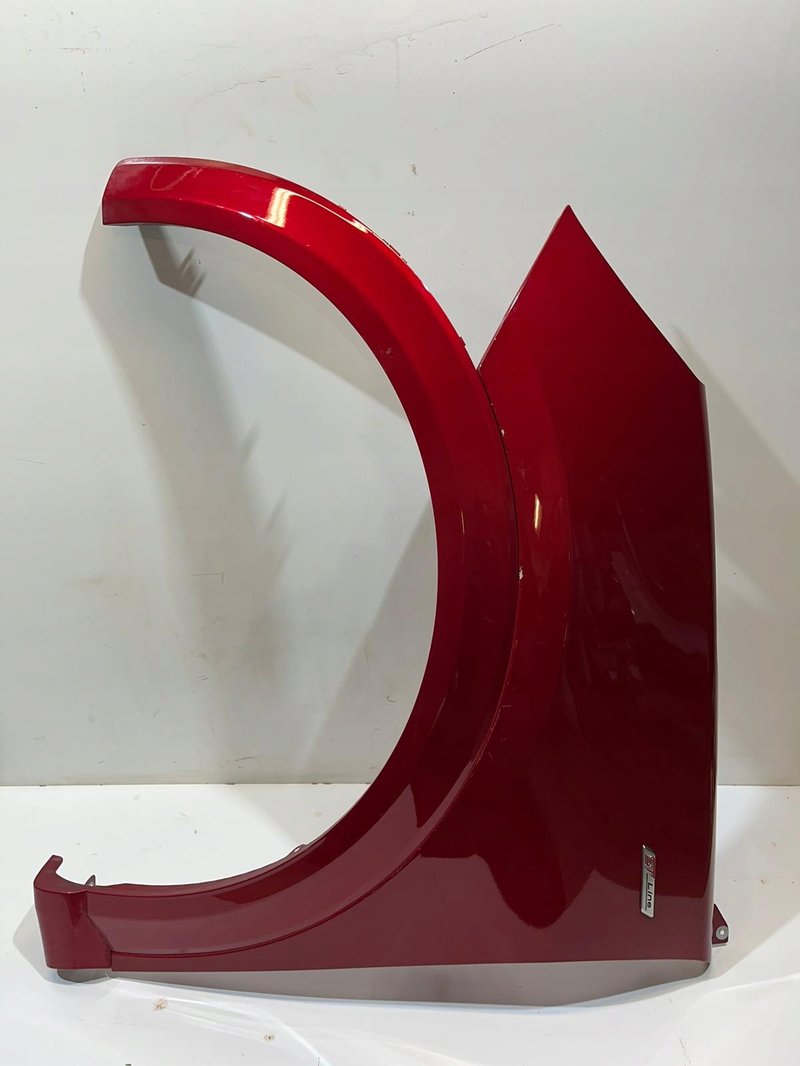 BŁOTNIK LEWY PRZÓD FORD PUMA ST LINE