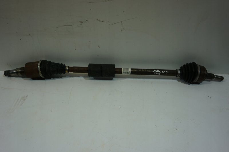 FORD FOCUS MK4 PÓŁOŚ PRAWA JX67-3B436-GAD