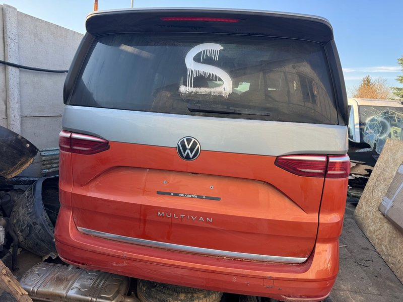 VW MULTIVAN T7 ĆWIARTKA TYLNA LEWA PRAWA TYLNY BŁOTNIK wanna