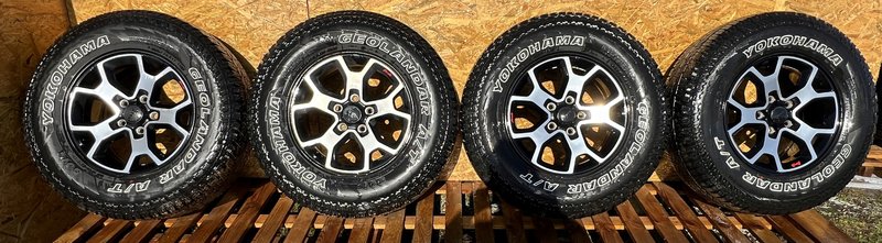 KOŁA FELGI OPONY JEEP WRANGLER 255/75/17 IDEALNE 2022 ROK 17X7,5 6BZ39TRMAA
