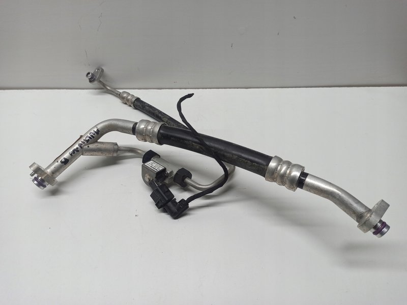 VW T7 MULTIVAN PRZEWÓD KLIMATYZACJI 7T0816744A+ ZAWÓR 8R0.260.696.B