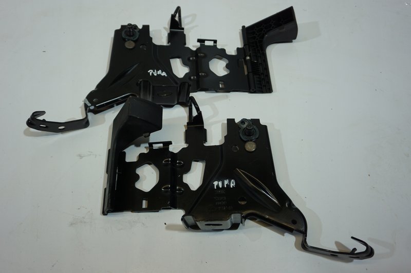 FORD PUMKA MK2 ZAWIAS KLAPY PRAWY LEWY L1TB-61321-BB L1TB-61320-BB