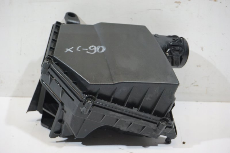 VOLVO XC90 II OBUDOWA FILTRA POWIETRZA 31338742