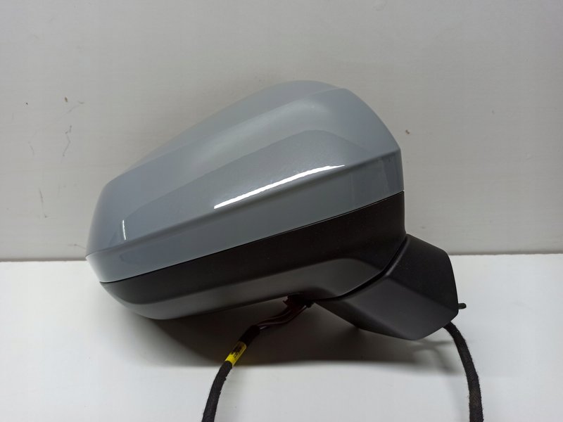 LUSTERKO PRAWE AUDI Q2 14 PIN 1817A001