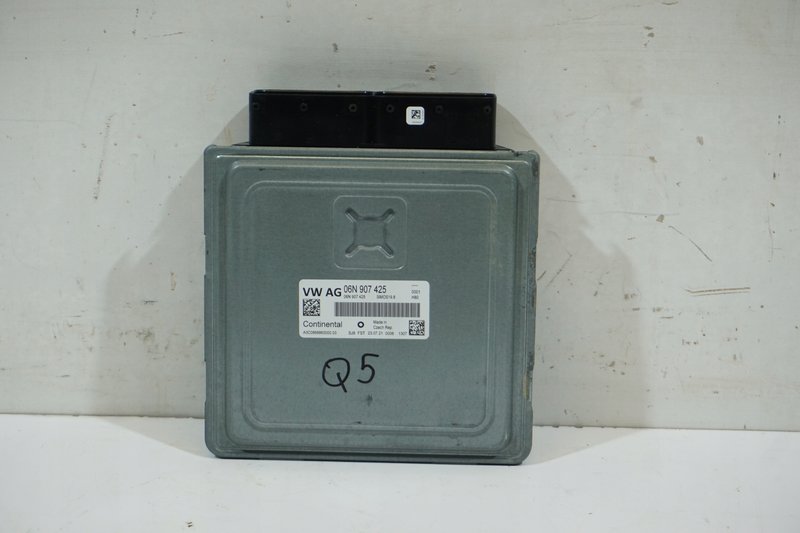AUDI Q5 KOMPUTER STEROWNIK SILNIKA 06N907425