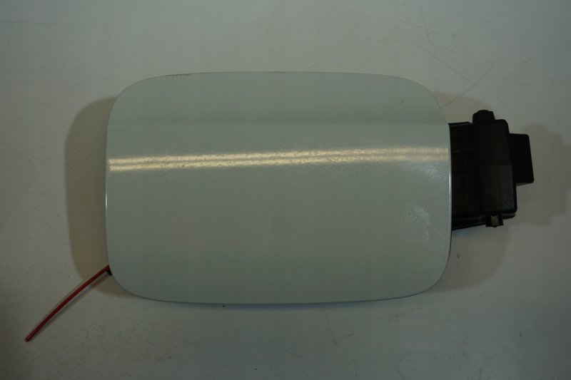 AUDI Q3 KLAPKA WLEWU PALIWA 8U0809906C