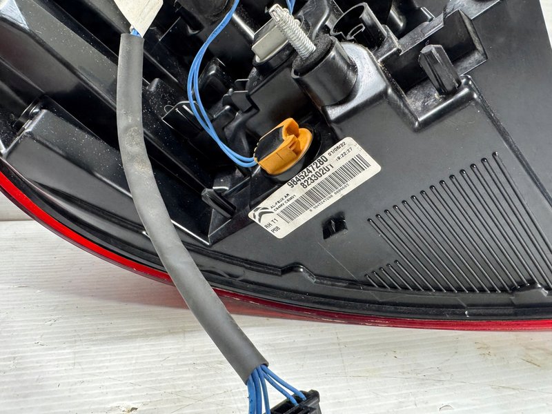 Miniatura produktu CITROEN C5 AIRCROSS LAMPA TYLNA lewa prawa lewy prawy TYŁ