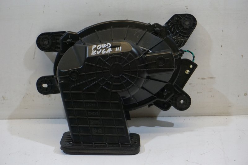 FORD KUGA MK3 GŁOŚNIK SUBWOOFER LJ6T-19A067