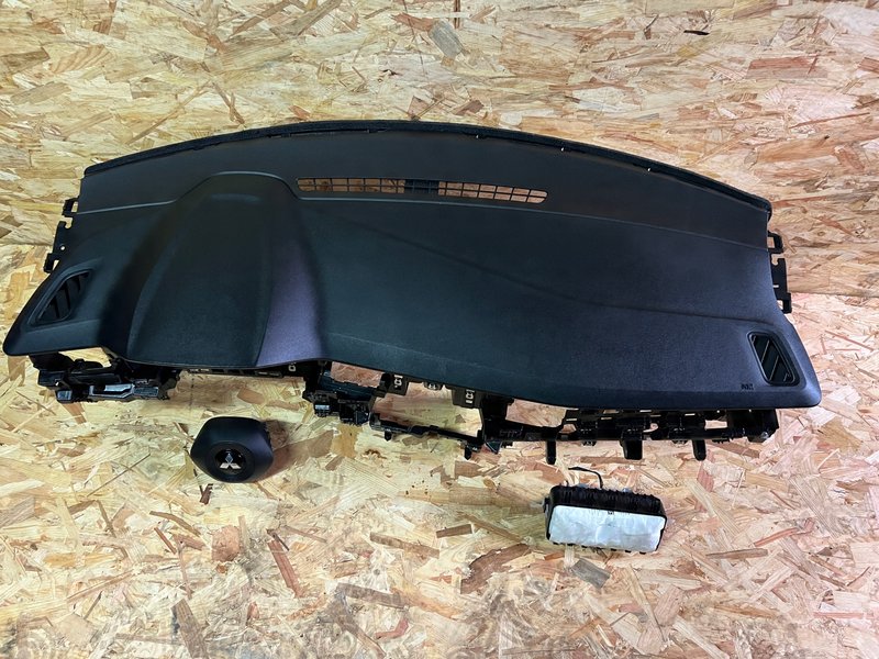 MITSUBISHI ASX 2 II DESKA ROZDZIELCZA PODUSZKI