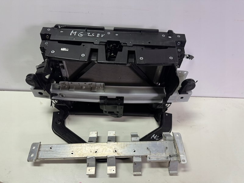 PAS PRZEDNI WZMOCNIENIE BELKA CHŁODNICE MG ZS EV ELEKTRYK LIFT