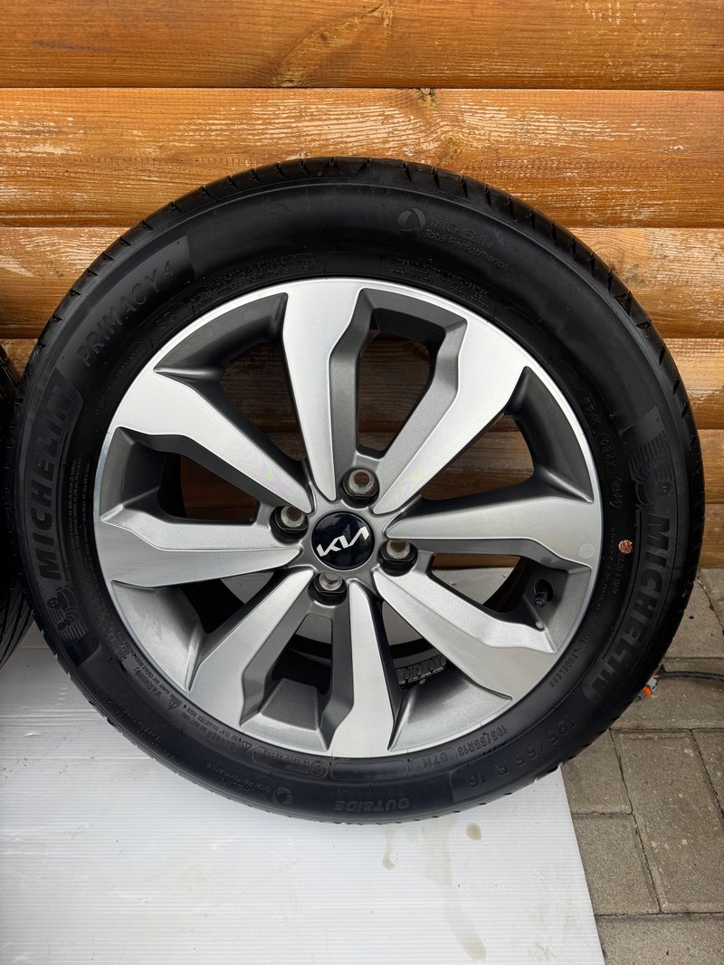 Miniatura produktu Koła Felgi KIA STONIC OPONY MICHELIN LATO 195/55/16 x 6J