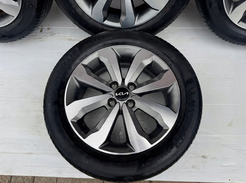 Miniatura produktu Koła Felgi KIA STONIC OPONY MICHELIN LATO 195/55/16 x 6J