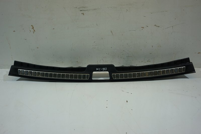 VOLVO XC90 II OSŁONA PASA BAGAŻNIKA 31377855