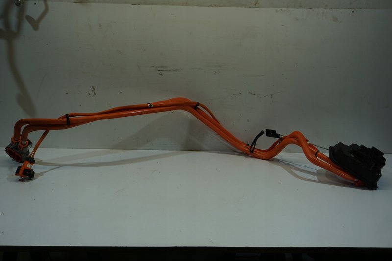 TESLA MODEL 3 GNIAZDO PRZEWÓD ŁADOWANIA 1490374-20-E