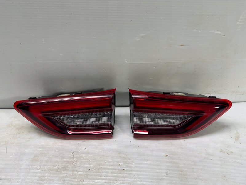 Ford KUGA MK3 LIFT FORD ESCAPE LAMPA TYLNA lewa prawa lewy prawy TYŁ