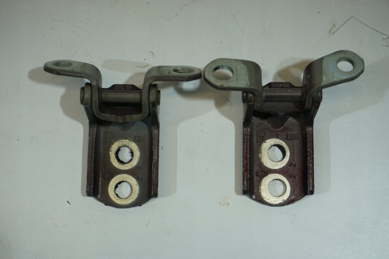 NISSAN QASHQAI III J12 ZAWIAS DRZWI PRAWY