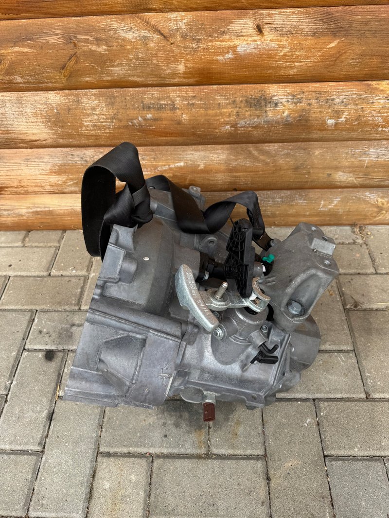 SKRZYNIA BIEGÓW MANUAL SEAT IBIZA 1.0 UHC