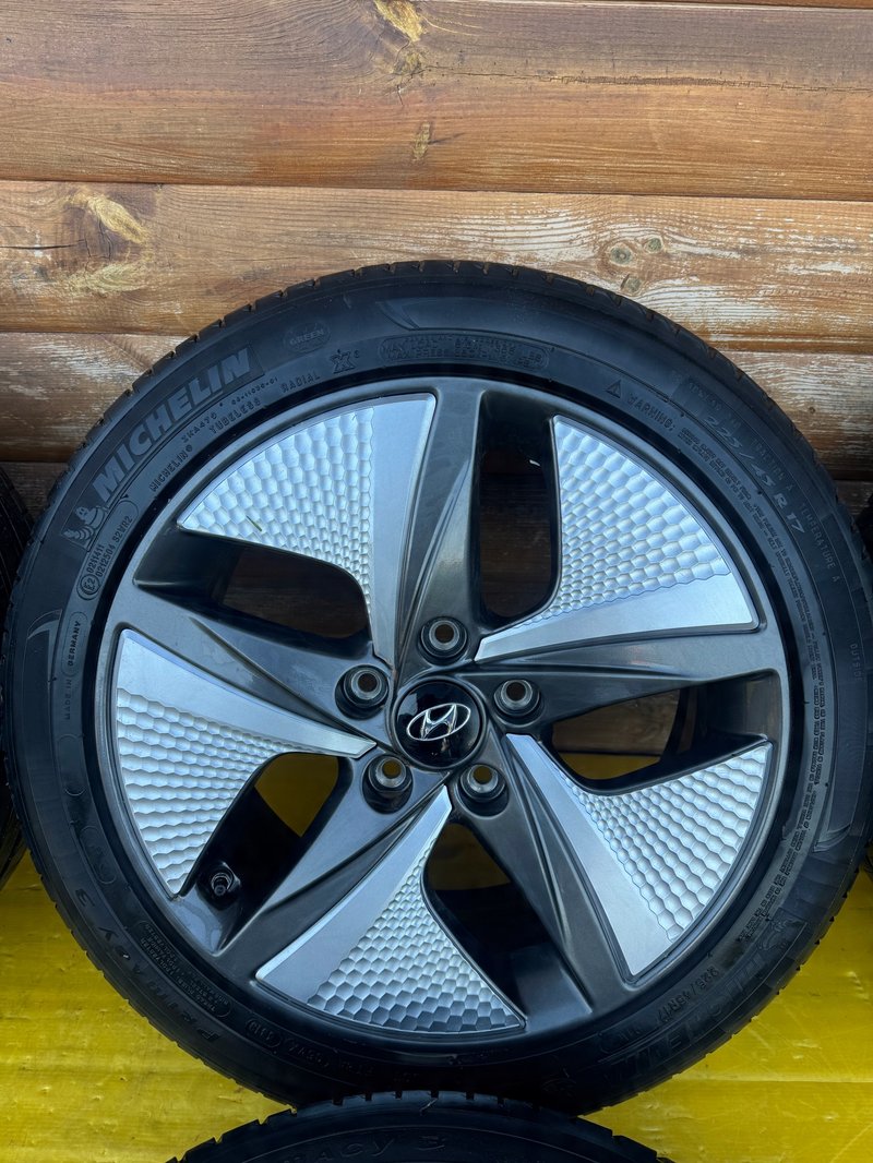 Miniatura produktu HYUNDAI IONIQ I30 FELGI KOŁA 225/45/17 MICHELIN 7JX17 ET53 5X114.3