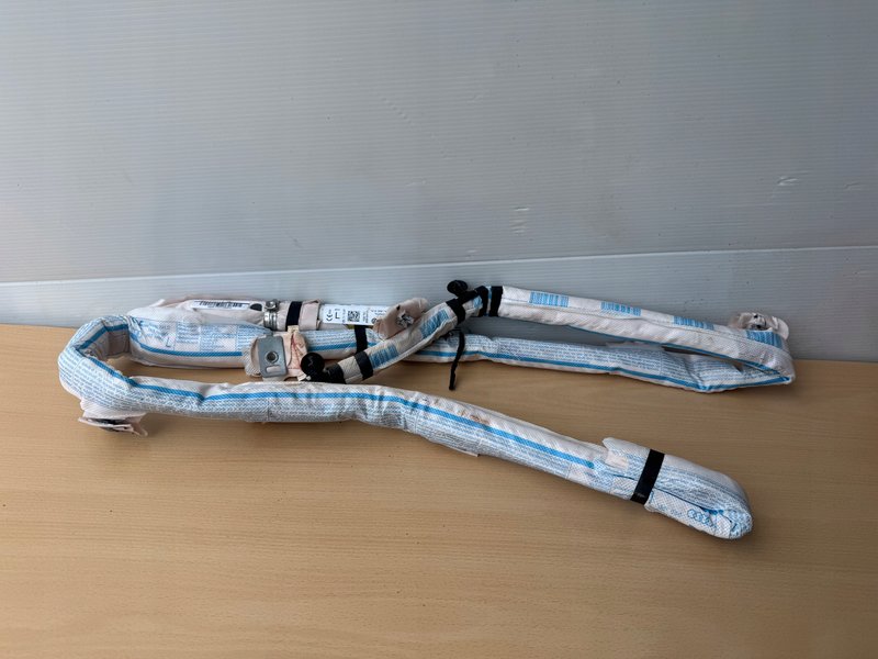 AUDI Q2 KURTYNA LEWA AIRBAG LEWY 81A880741D