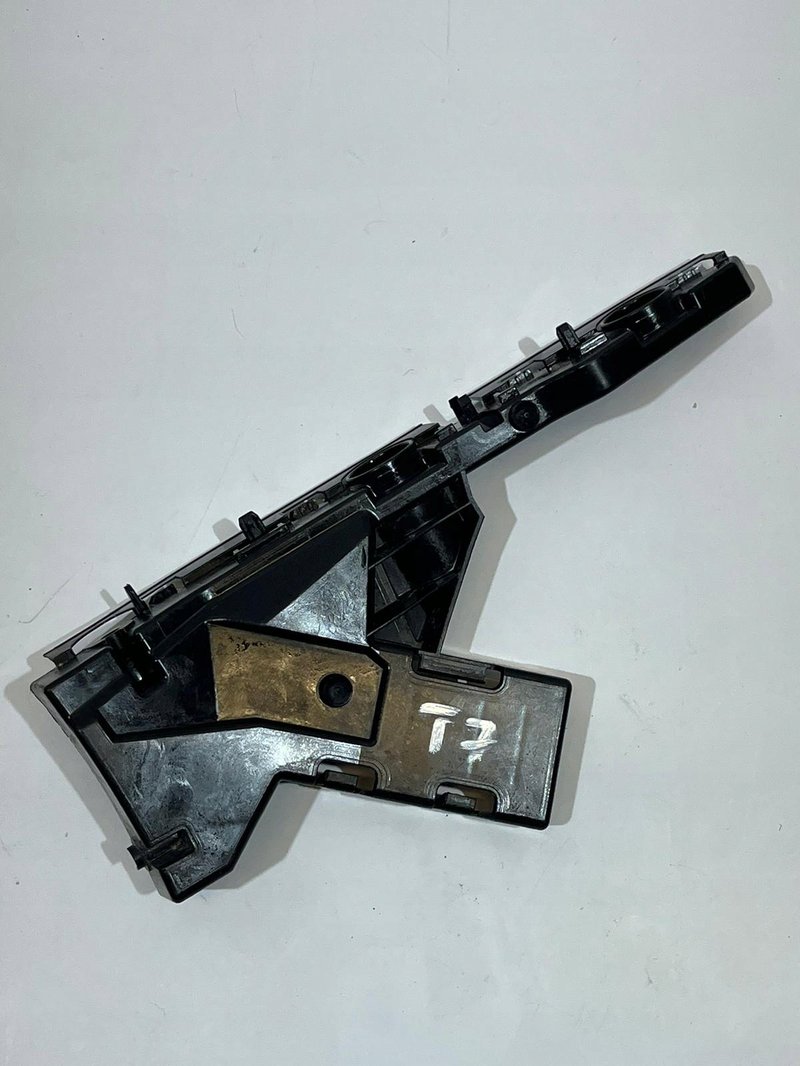 Volkswagen OE Ślizg zderzaka lewy przód VW Multivan T7 7T0807183C