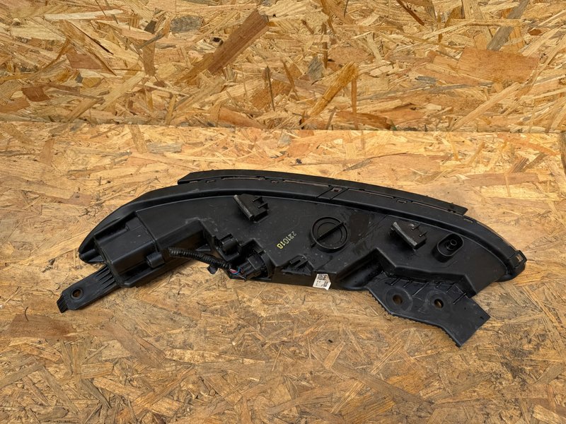 Miniatura produktu HYUNDAI KONA I LIFT lampa prawa przód DRL 92208 J9600 Europa