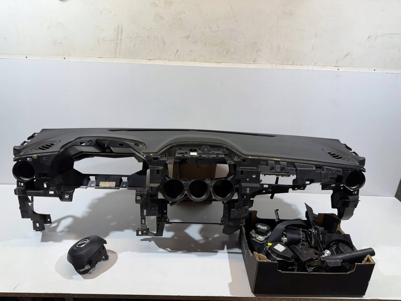 NISSAN JUKE II 19- F16 DESKA KONSOLA PASY AIRBAG PODUSZKI ORYGINAŁ