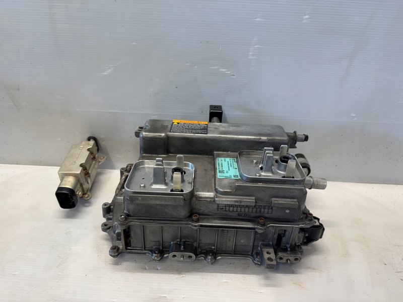 HYUNDAI IONIQ 1.6 HYBRYDA INWERTER PRZETWORNICA