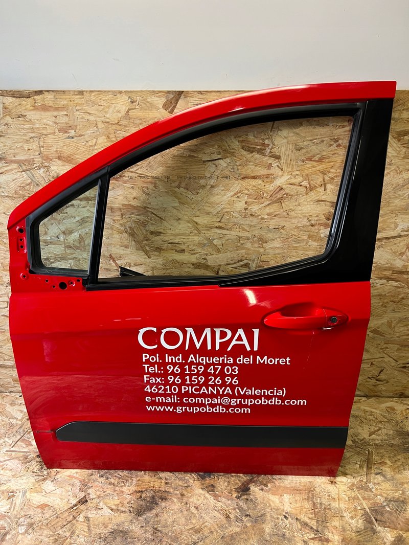 FORD TRANSIT COURIER DRZWI PRZEDNIE lewe lewy PRZÓD