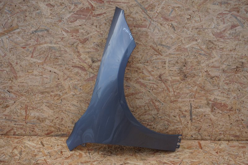 MERCEDES CLA W118 BŁOTNIK PRZEDNI PRAWY PRZÓD