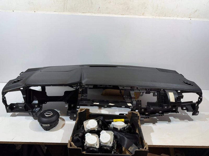 NISSAN QASHQAI J12 DESKA ROZDZIELCZA KONSOLA ORYGINAŁ PASY PODUSZKI AIRBAG