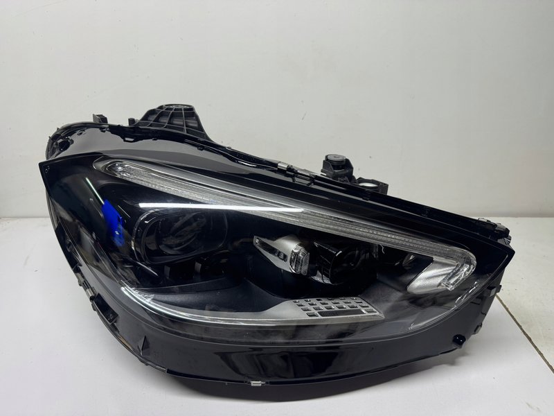 Mercedes C klasa 206 W206 LAMPA PRAWA DIGITAL LIGHT FULL LED A2069067003
