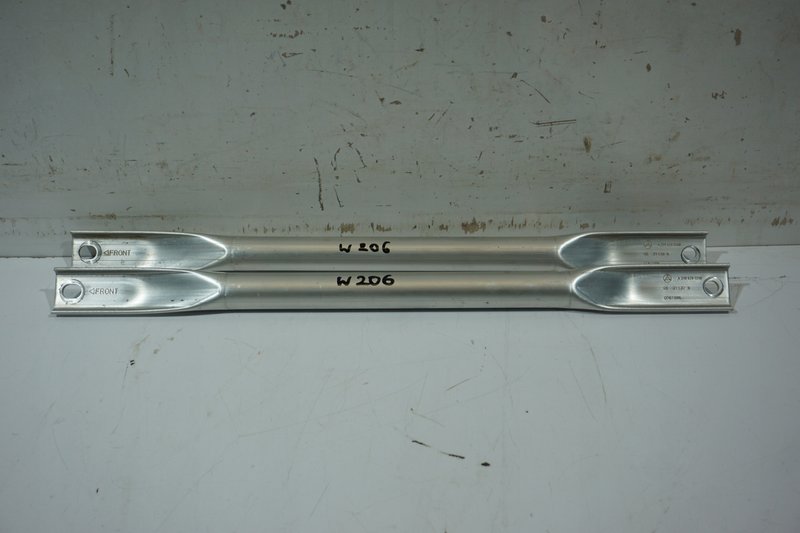 MERCEDES W206 ROZPÓRKA WSPORNIK A2066280200