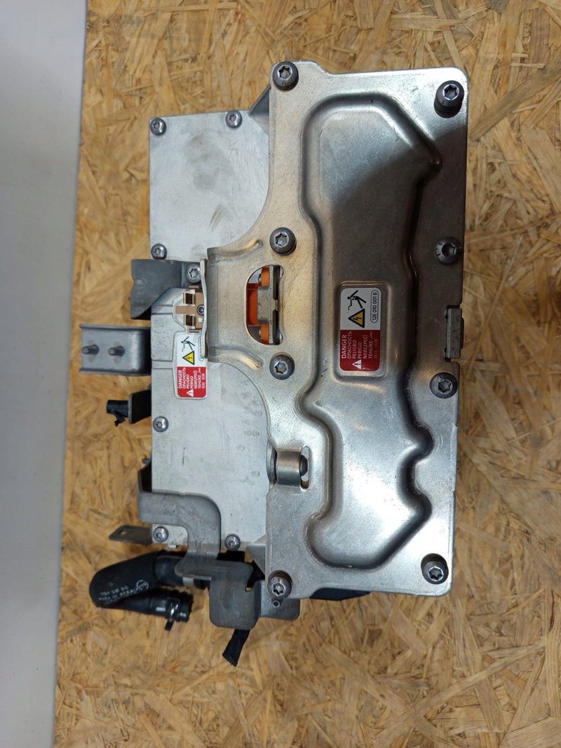 Moduł INWENTER sterownik mocy VW 7T0907070B