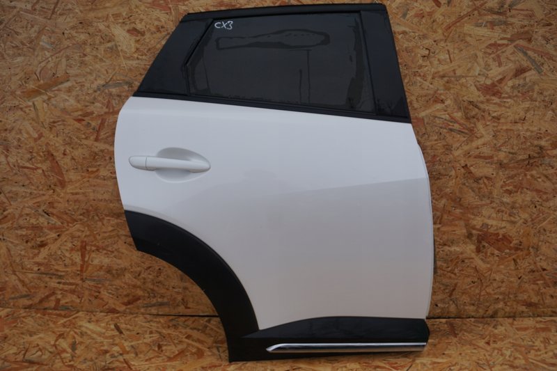 MAZDA CX3 CX-3 DRZWI TYLNE PRAWE PRAWY TYŁ