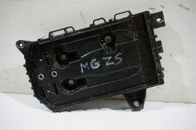 MG ZS PODSTAWA AKUMULATORA
