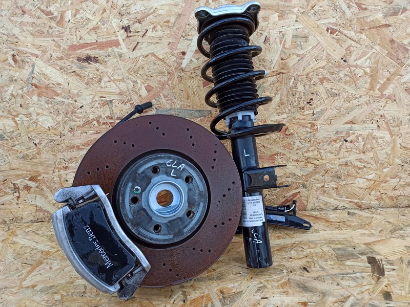 MERCEDES CLA W118 MCPHERSON NOGA LEWA A1183205500